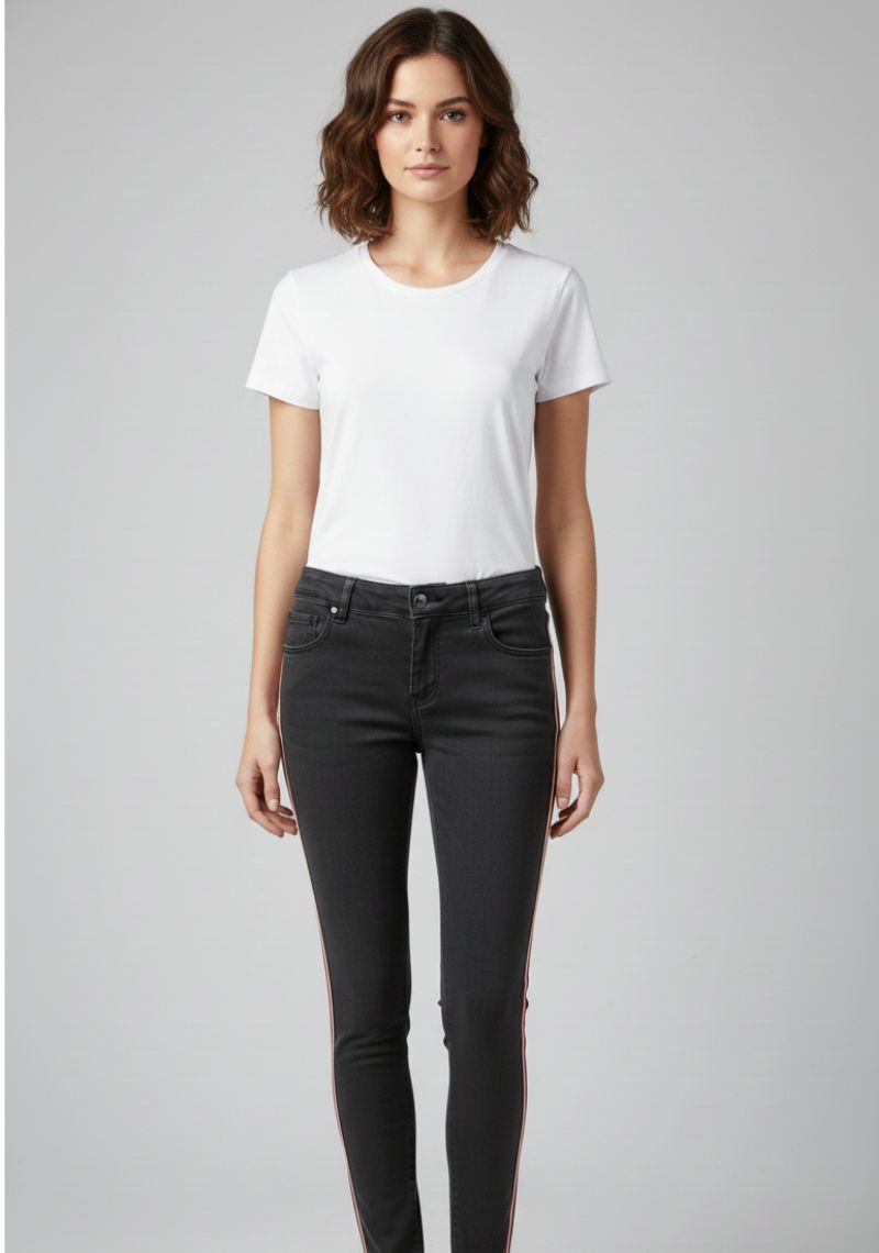 WOMEN JEAN (SL)- BLACK