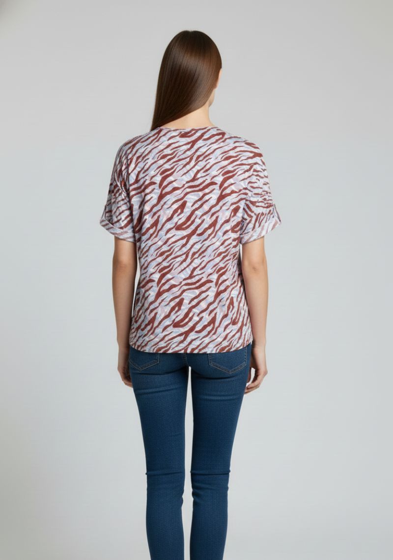 WOMEN WESTERN TOP - WHITE AND MAROON PRINT