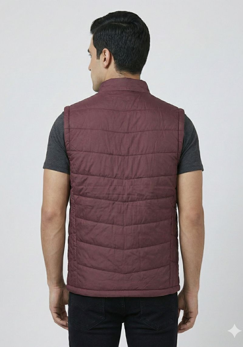 SLEEVELESS JACKET - MAROON