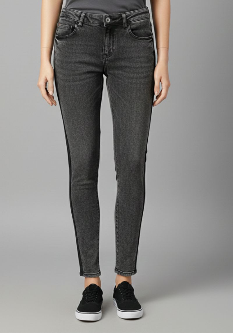 WOMEN JEAN (SL)-BLACK