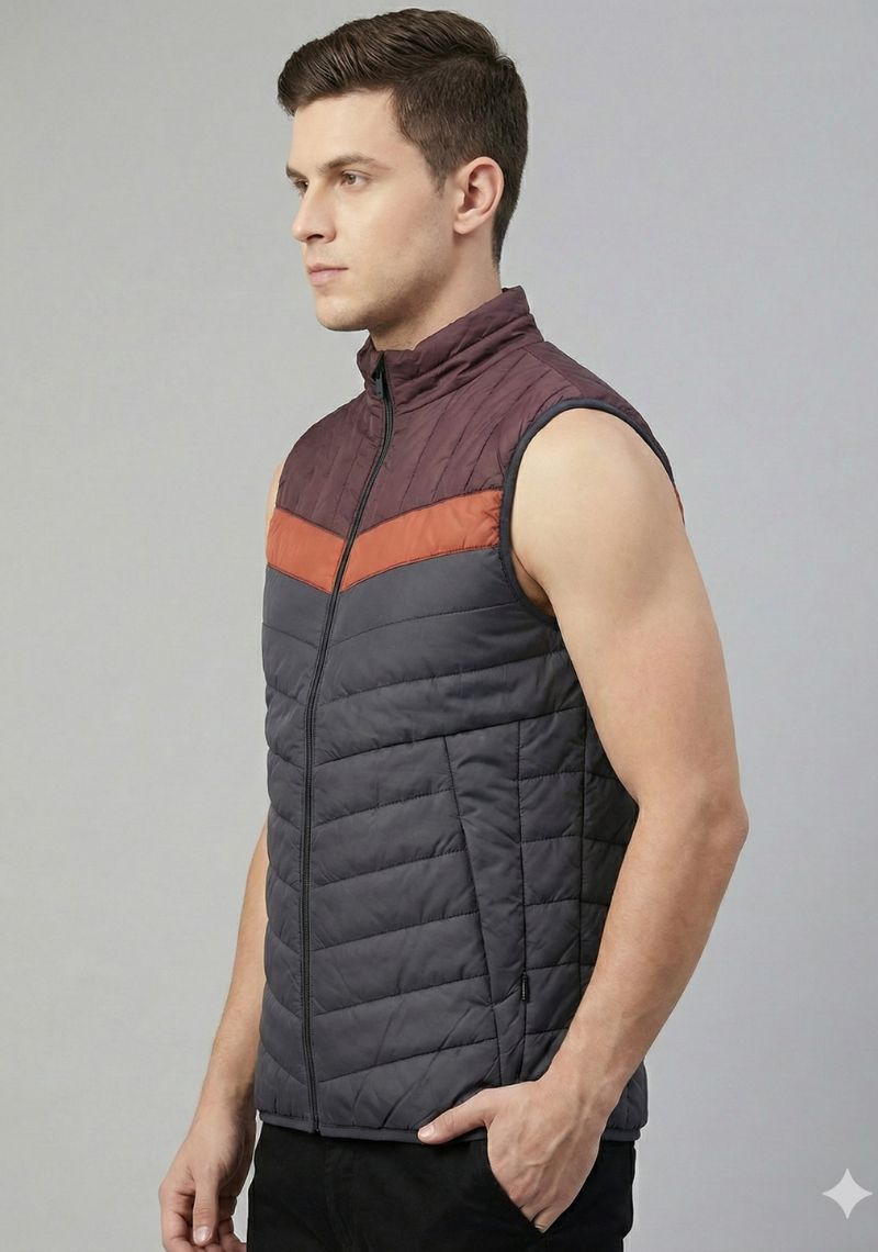 SLEEVELESS JACKET - DARK NAVY AND MAROON